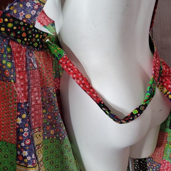 Vintage 70s Patchwork Wrap Pinafore Peekaboo Open Back Dress, size S/M - Picture 10 of 11